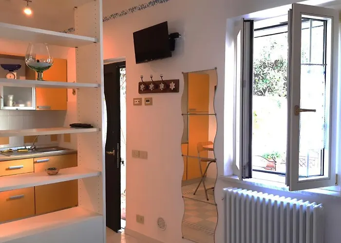 Villino San Martino 350m Dal Mare With Covered Parking *